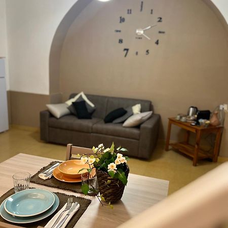 Planny Guest House - Castro Pretorio By Ghor Rzym Zewnętrze zdjęcie